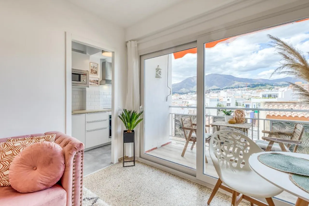 Apartment Hanami Avenida De Espana Beach Front - Mountain View Estepona Spanien