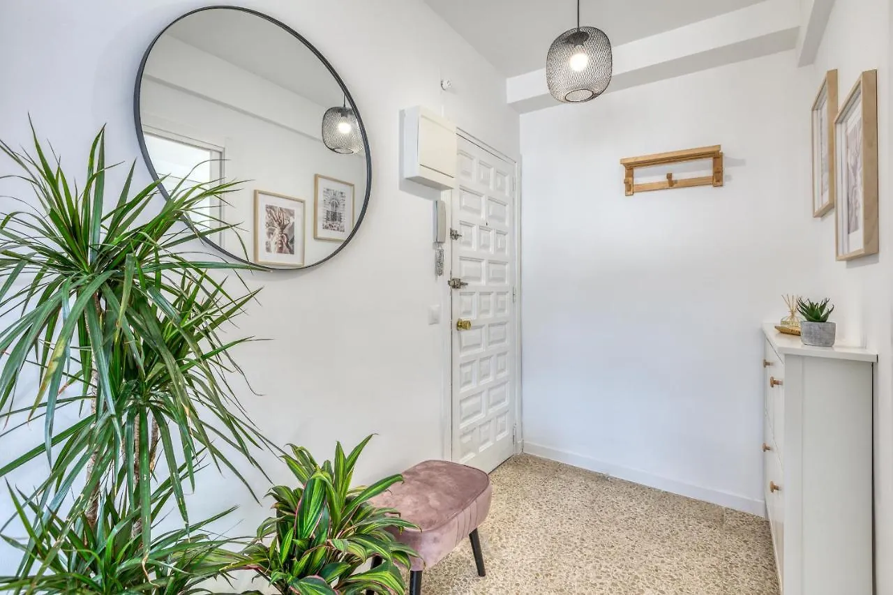 Hanami Avenida De Espana Beach Front - Mountain View Estepona Apartment